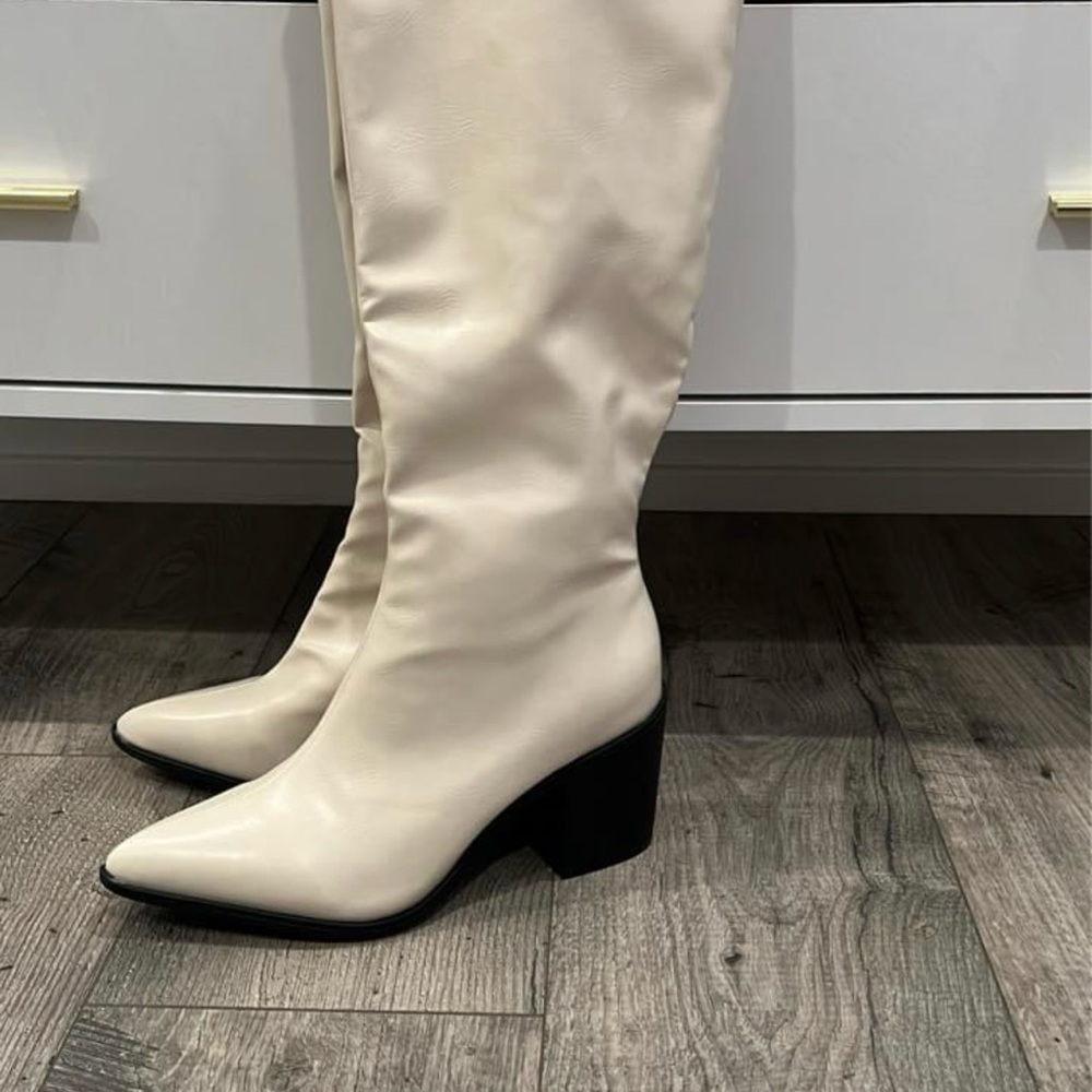 Journee Knee-High white boots